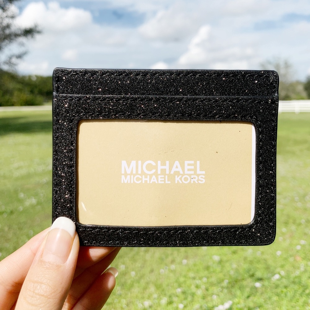 Gaby’sBags👛💕-NWT Michael Kors Glitter Cardholder - Picture 2 of 4